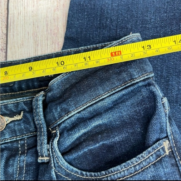 Lucky Brand Bridgette Cropped Flare Jeans 2 - Picture 3 of 7